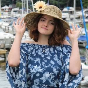 Meet your Posher, Meaghan